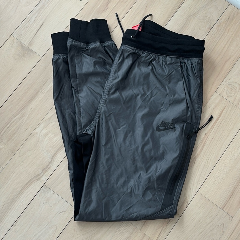 Nike Sportswear Tech Joggers